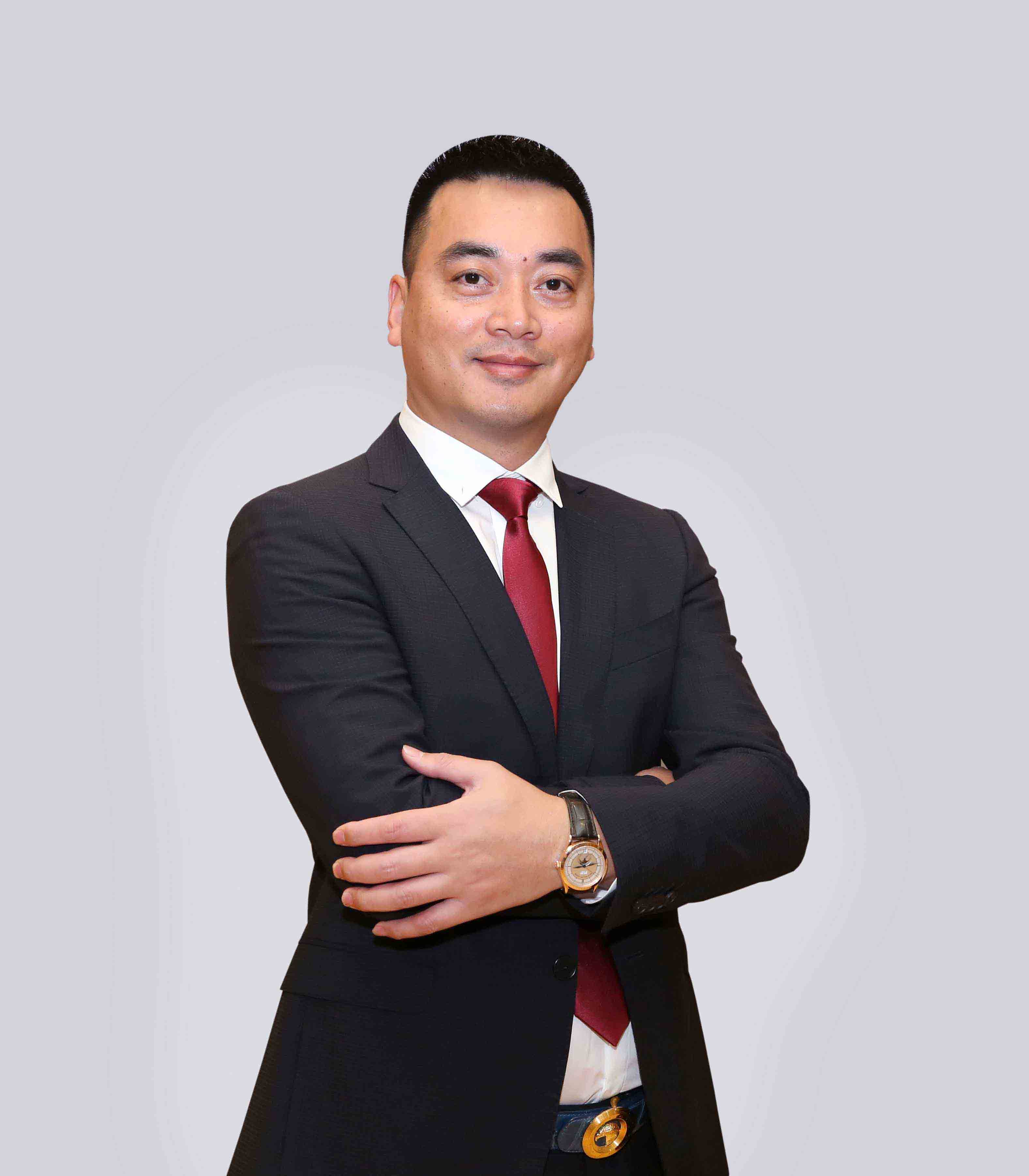 电子(香港)实业有限公司总经理社会职务:深圳市温州名誉常务副会长荣